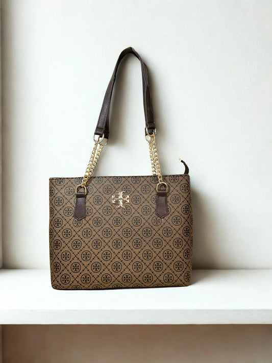 Spacious Chain Bag Brown