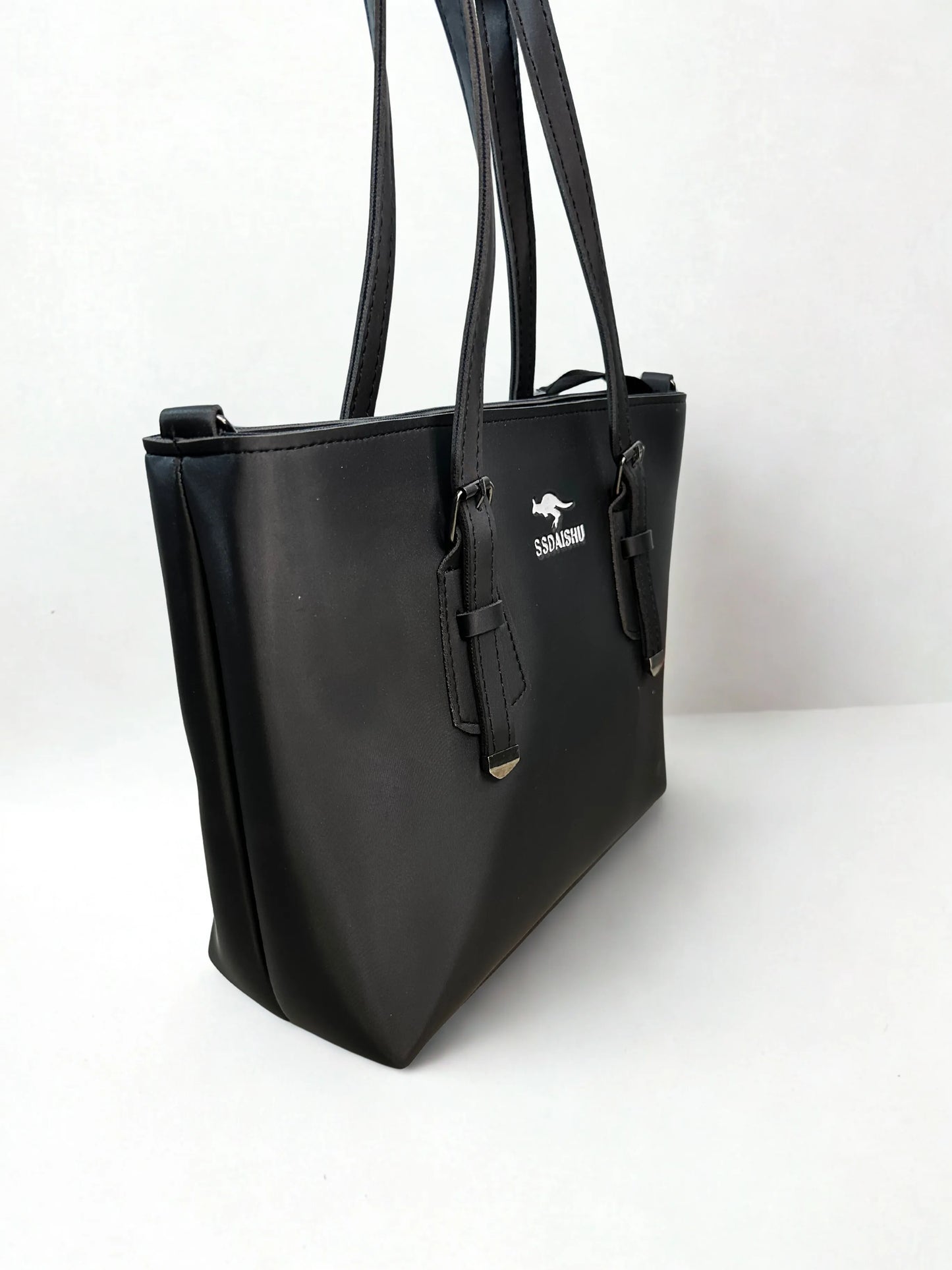 Classic Shoulder Bag Black