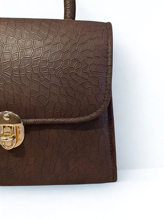 Cross Body Croco Mat Chocolate