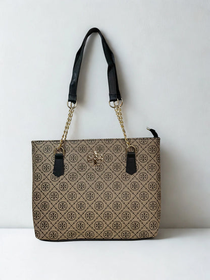 Spacious Chain Bag Light Brown