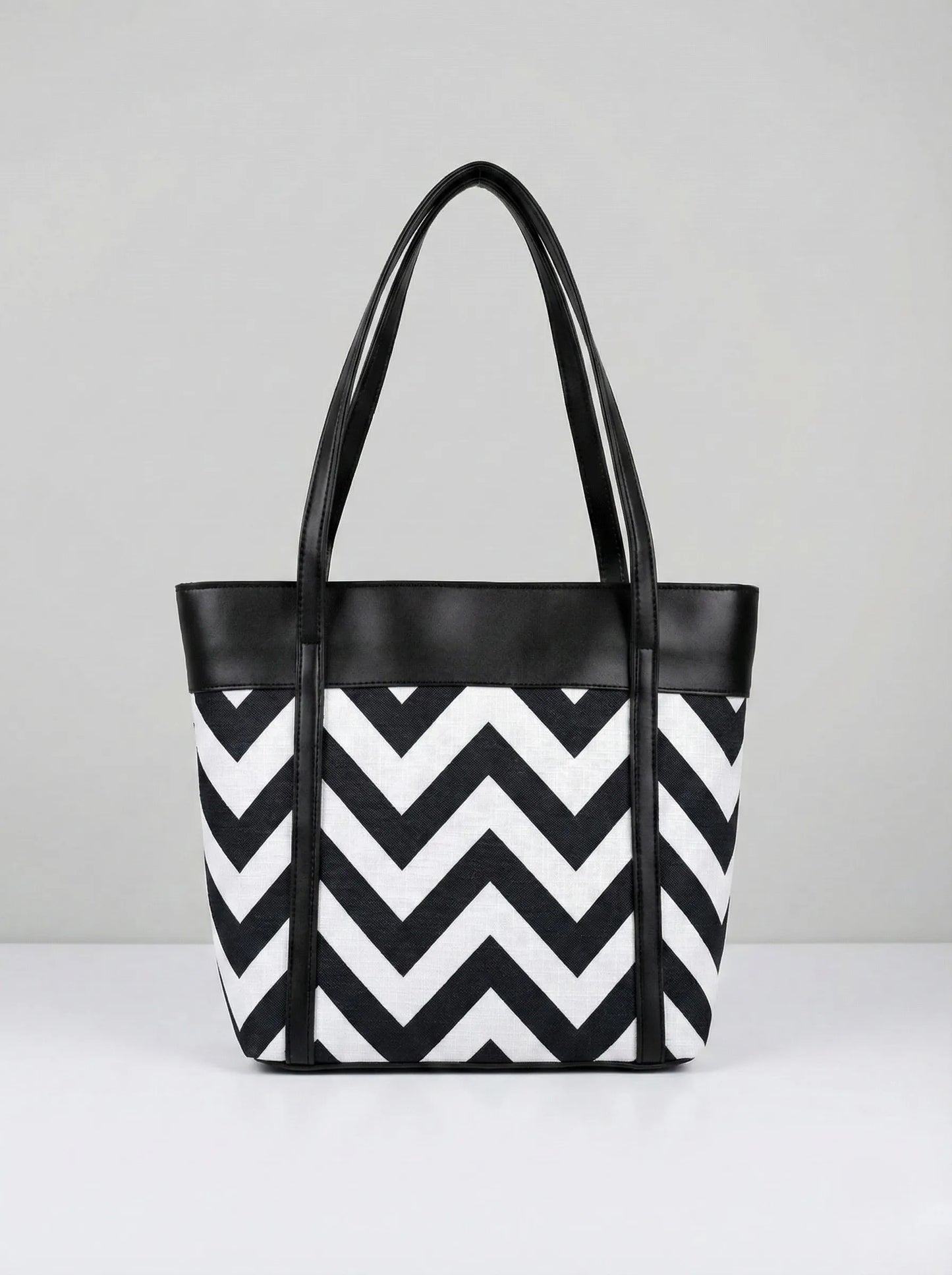 Zigzag Classic Bag Black